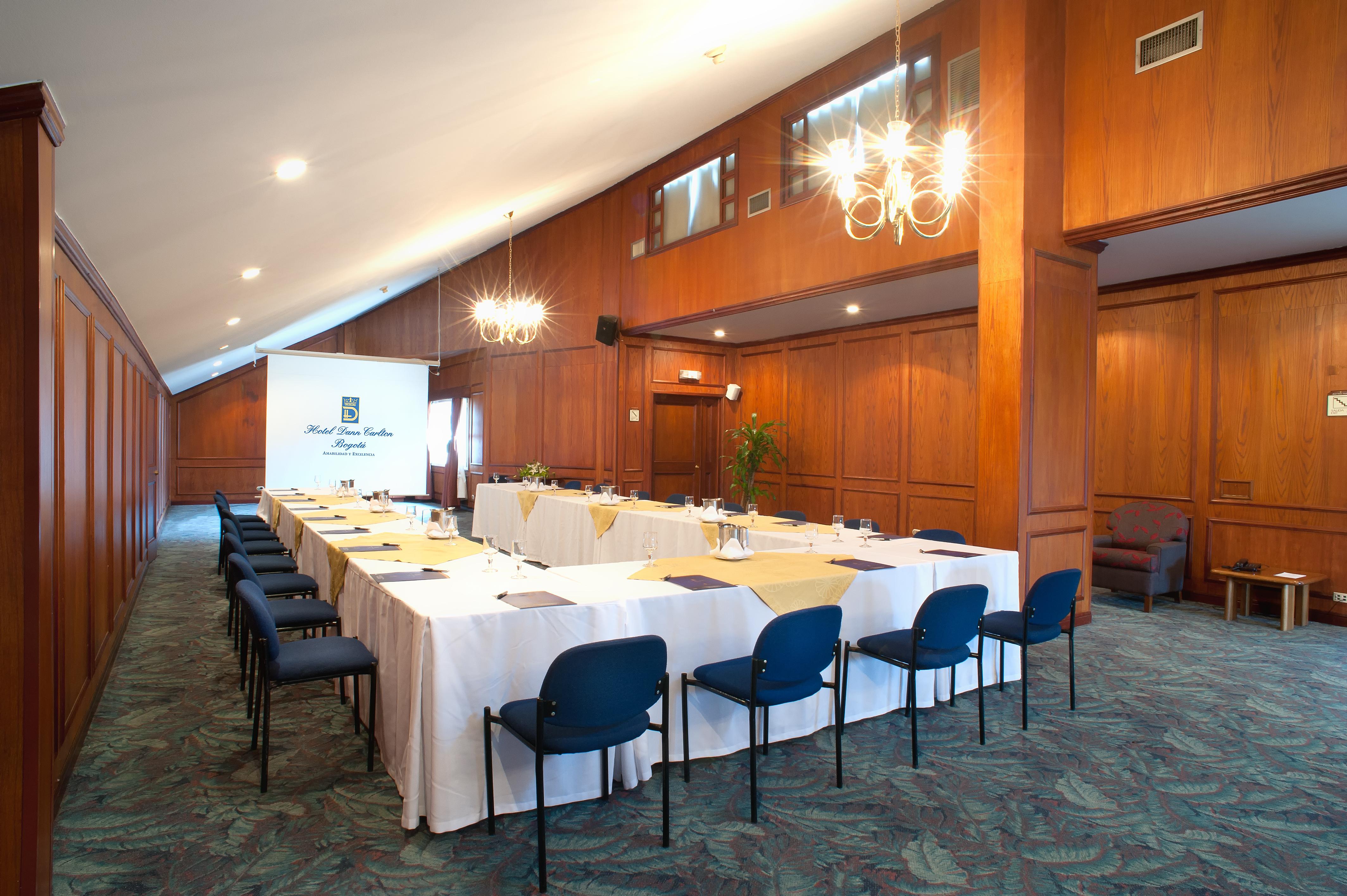 Hotel Dann Carlton Bogotá Dış mekan fotoğraf Meeting room