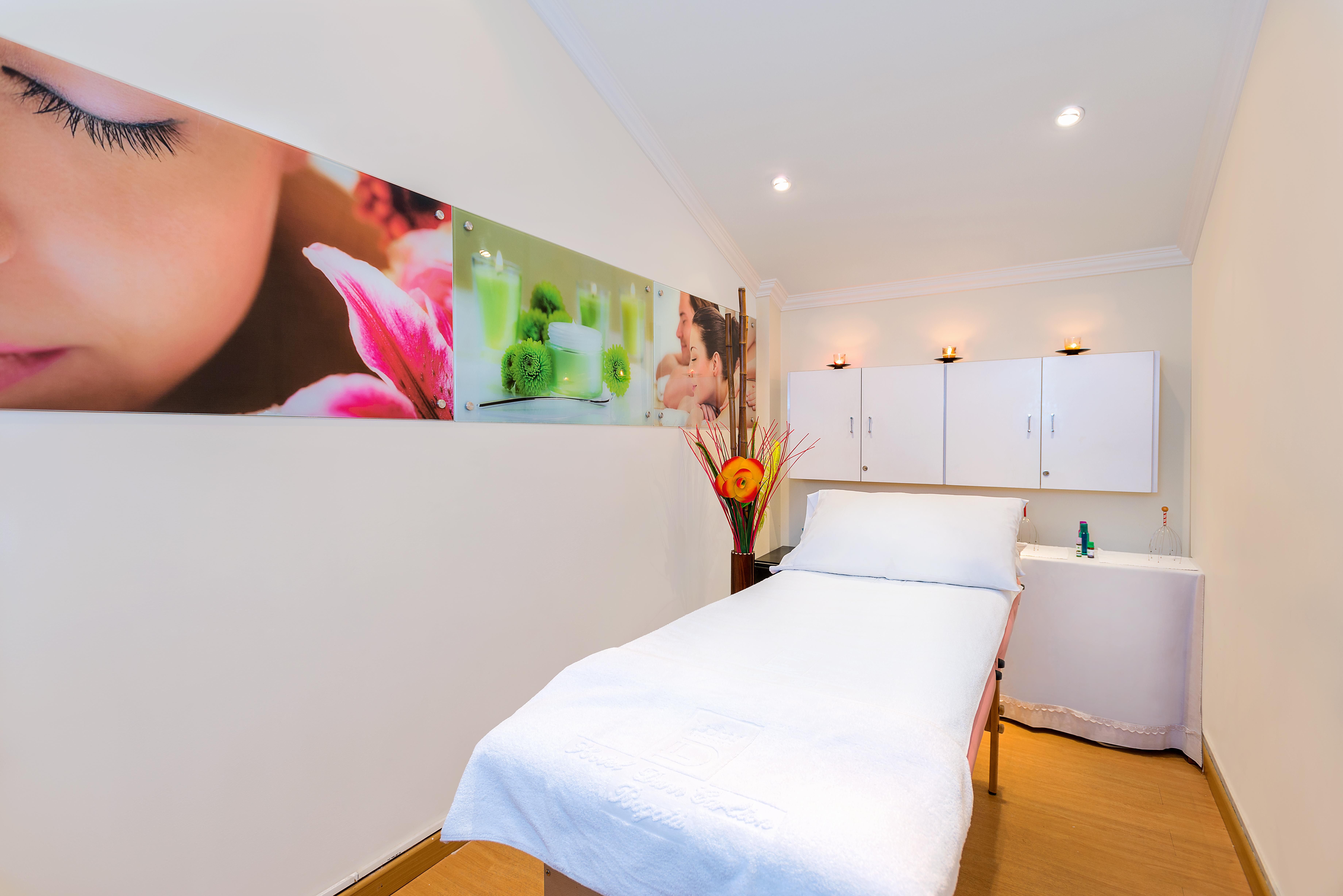 Hotel Dann Carlton Bogotá Dış mekan fotoğraf Treatment room at a spa