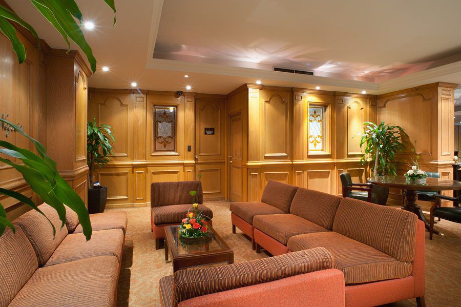 Hotel Dann Carlton Bogotá İç mekan fotoğraf The lounge at the airport
